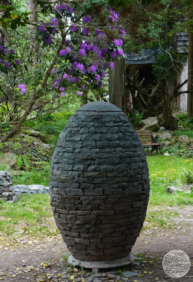 dry stone egg