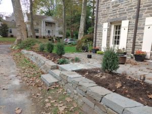 dry stone retaining wall