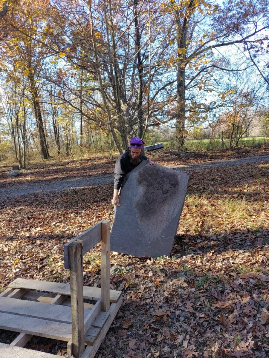 moving heavy rocks without machinery