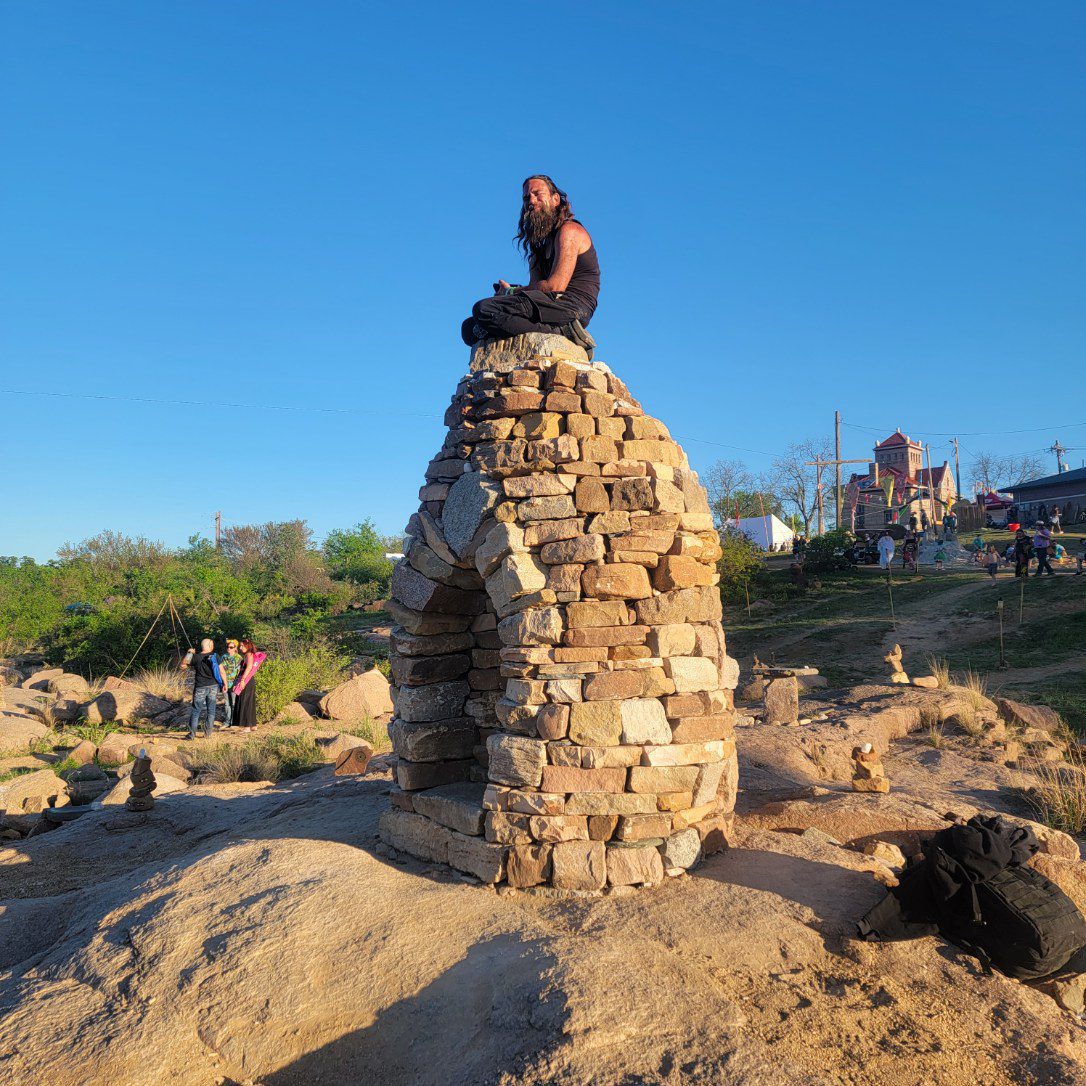 devin devine dry stone land art