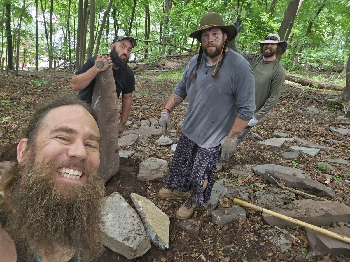 earth art crew led by Devin Devine
