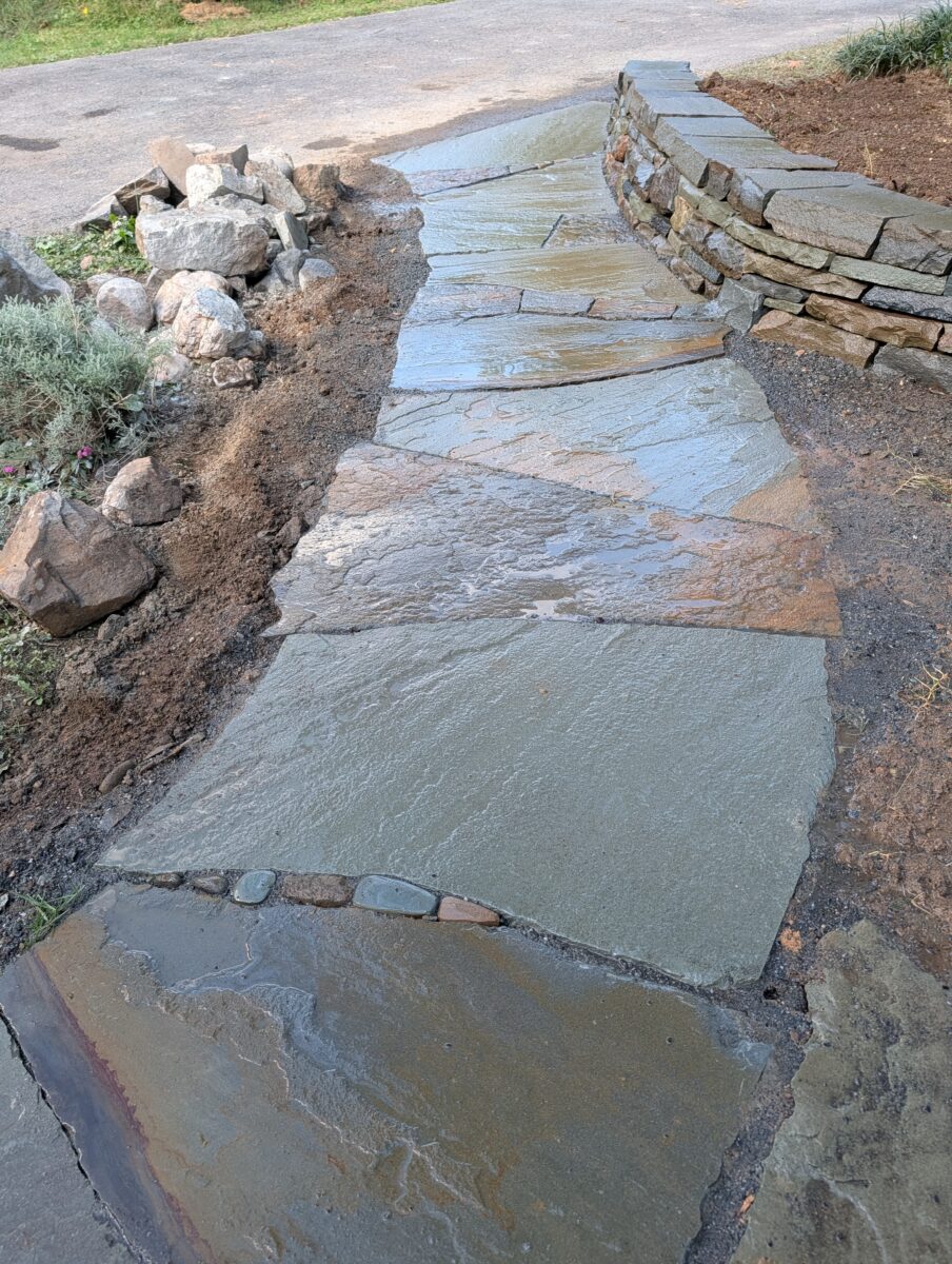 river rock flagstone inlay